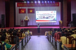 Hơn 500 sinh viên được trang bị kỹ năng an toàn giao thông 