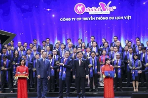 Du lịch Việt lần hai nhận giải Sao Vàng Đất Việt 