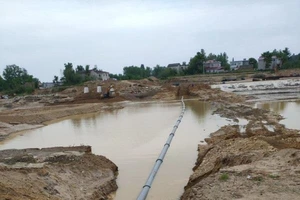 XINXING: Thành công dự án lắp đặt ống gang cầu chìm qua sông