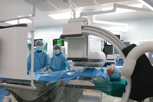 Nhật Bản chuyển giao công nghệ điều trị ung thư gan cho Vinmec