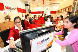 HDBank miễn phí chi lương tại quầy