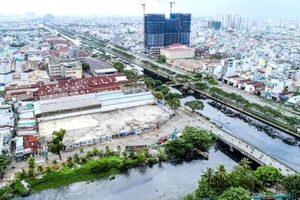 Vì sao nhà đầu tư bất động sản chọn khu Tây thành phố?