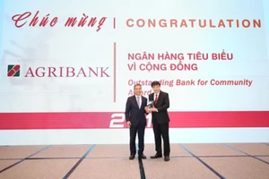 Agribank: Hai giải thưởng Ngân hàng Việt Nam tiêu biểu 2019