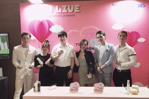 EIR Cosmetics: Đồng hành cùng chương trình Từ lạ thành thương