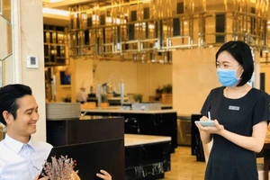 ‘Mắt cười’ Vinpearl xóa tan nỗi lo mùa dịch COVID-19