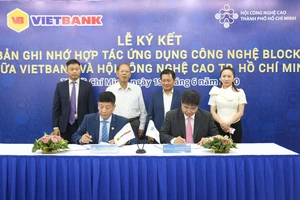 VietBank ký biên bản ghi nhớ với Hội công nghệ cao TP.HCM 