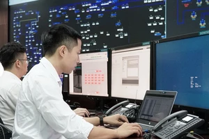 EVNSPC: Giao dịch trực tuyến, thanh toán không dùng tiền mặt 