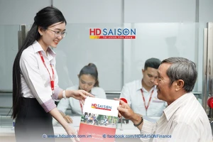HD Saison hỗ trợ khách hàng bị ảnh hưởng do bão lũ 