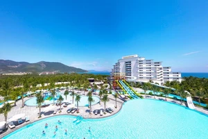 Tập đoàn Crystal Bay: Ẩn số bất ngờ trên thị trường du lịch 