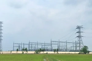 EVNNPT đóng điện dự án trọng điểm tại Tiền Giang – Long An 