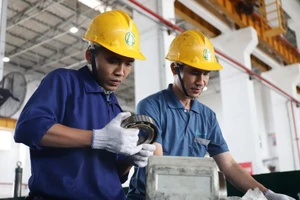 Động lực kép phát triển cho doanh nghiệp và địa phương