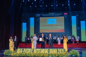 Ghế massage KLC đạt Top 10 thương hiệu tiêu biểu 2021