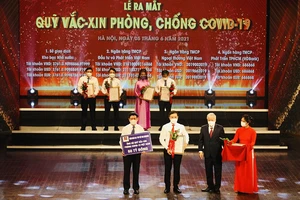 Agribank ủng hộ 60 tỉ đồng Quỹ vaccine phòng COVID-19