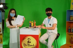 Một nông dân trúng 100 triệu đồng khi uống Trà Xanh Không Độ