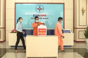 EVNCPC tiếp tục ủng hộ gần 4,3 tỉ vào Quỹ vaccine phòng chống COVID-19 