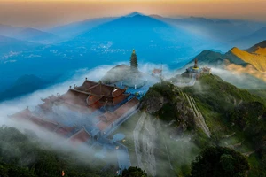 Quần thể tâm linh Fansipan và những giá trị văn hóa bền vững 