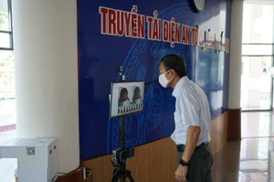 Ngành điện giám sát và kiểm tra y tế bằng công nghệ số