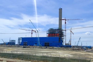 Việt Nam mất 5.000 tỉ nếu dự án 500 kV Vân Phong – Vĩnh Tân chậm tiến độ 