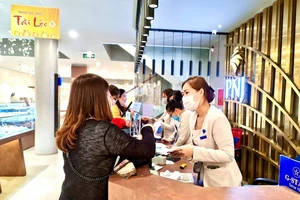 PNJ thu hút khách hàng mùa cao điểm mua sắm cuối năm