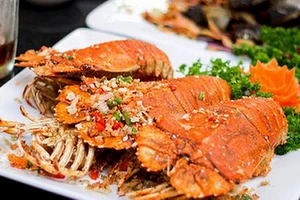 Top 3 món ăn hải sản Quy Nhơn không thể bỏ qua