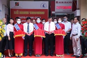 Agribank Bình Thạnh khai trương AutoBank CDM tại Đại học Khoa học Tự nhiên TP.HCM