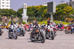 Lễ hội xe lần đầu tổ chức tại Sầm Sơn: mãn nhãn và nhiều cảm xúc