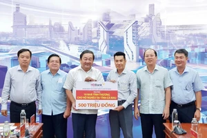 HDBank tiếp tục trao tặng 10 căn nhà tình thương cho tỉnh Cà Mau 