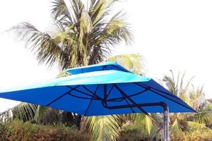 Mái hiên đẹp Hòa Phát – Đơn vị phân phối dù che nắng ngoài trời chất lượng cao