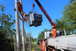 Cung cấp điện năm 2023 tại miền Nam: Tuyệt đối không để xảy ra tình trạng thiếu điện