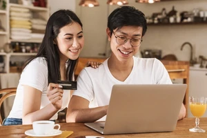 Mua sắm ngày đôi, nhân 3 ưu đãi với thẻ tín dụng VIB