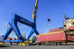 Đẩy mạnh khai thác nguồn hàng hóa xuất khẩu từ Lào