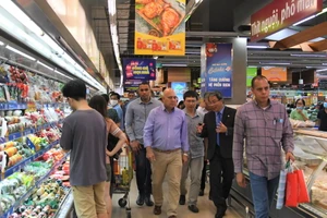 Đoàn đại biểu cấp cao Đảng Cộng sản Cuba tham quan Co.opXtra