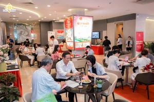 Phú Mỹ Hưng tiếp tục bàn giao nhà đúng tiến độ