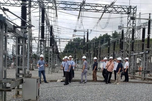 Tổng giám đốc EVNNPT – Phạm Lê Phú kiểm tra tình trạng vận hành TBA 220kV Lào Cai sau mưa lũ, sạt lở đất