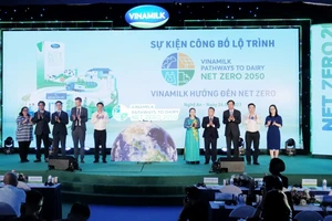 Vinamilk - thương hiệu sữa 3 tỷ đô - được vinh danh Top 5 toàn cầu về tính bền vững