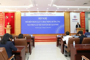 EVNNPT hưởng ứng ngày Pháp luật Việt Nam