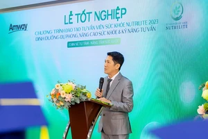 Lễ tốt nghiệp của 182 tư vấn viên sức khỏe dinh dưỡng Nutrilite 2023