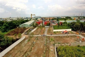 Cảnh báo dự án 'ma' tự phân lô bán nền ở quận 7, TP.HCM