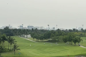 Sau Tân Sơn Nhất, tiếp tục đề xuất chuyển sân golf phía Nam TP.HCM thành công viên 