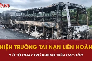 Va chạm liên hoàn trên cao tốc, 3 xe ô tô bốc cháy dữ dội