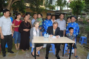 Tâm sự người chụp ảnh ông Ban Ki-moon tại nhà thờ họ Phan Huy