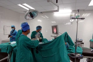 Không còn bệnh nhân rồng rắn sang Trung Quốc chữa bệnh