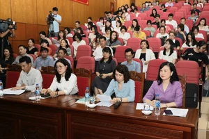 Trong tháng 6 sẽ công bố hết dịch, bệnh nhân COVID-19 không còn được điều trị miễn phí