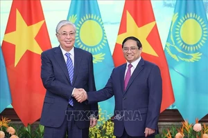 Thủ tướng Phạm Minh Chính hội kiến Tổng thống Kazakhstan
