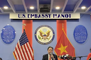 Đại sứ Mỹ gửi lời chia buồn sau vụ cháy chung cư mini tại Hà Nội