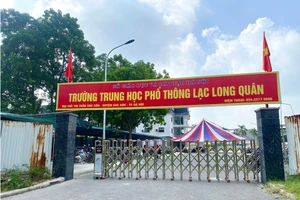 Sở GD&ĐT Hà Nội yêu cầu trường THPT Lạc Long Quân phải để học sinh đi học lại