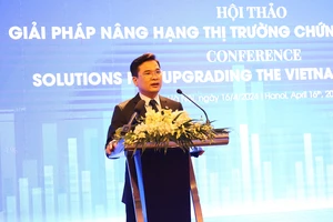 Nâng hạng chứng khoán Việt có thể giúp thu hút thêm 25 tỷ USD nhưng...