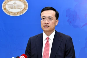 4 ngân hàng bán vàng trực tiếp đến người dân ra sao?