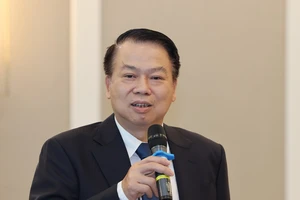 Làm gì để thị trường chứng khoán phát triển bền vững?