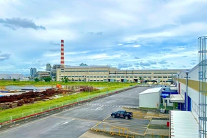 Xin 3 năm mới được lắp đặt cột điện gió, vậy khi nào có khu công nghiệp sinh thái? 